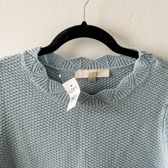 LOFT NWT knit sweater with scallop detail - Picture 3 of 4